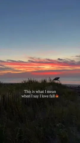 happilyeverlcp Instagram post about Fall lifestyle