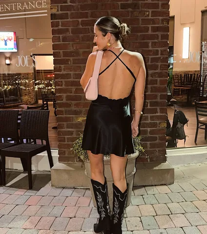 hayleymariemcbride Instagram post about Friendship
