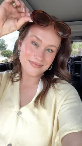heather_halsema Instagram post about Glowy summer makeup routine
