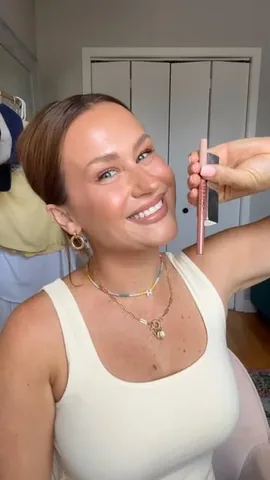 heather_halsema Instagram post about Drugstore lip combo