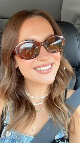 heather_halsema Instagram post about Everyday drugstore lip combo