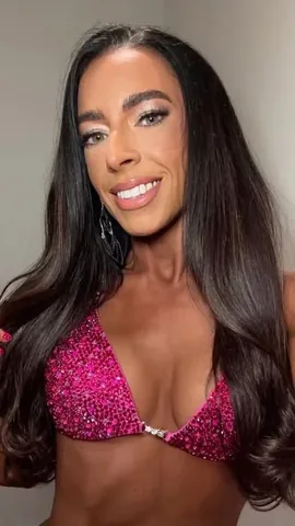 helenpeebles11 Instagram post about Competition makeup