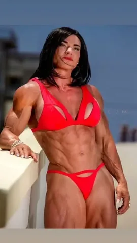 helletrevino Instagram post about Helle Trevino social media content