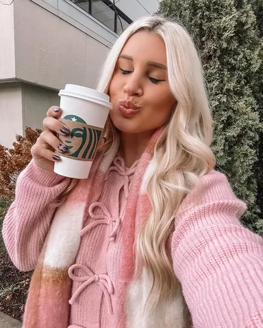 hello_jackieo Instagram post about Spring fashion