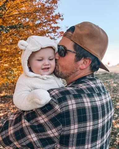 hello_jackieo Instagram post about Family