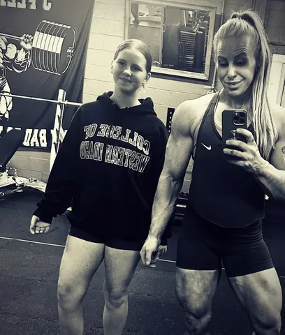 herecomesshehulk Instagram post about Mother daughter relationship