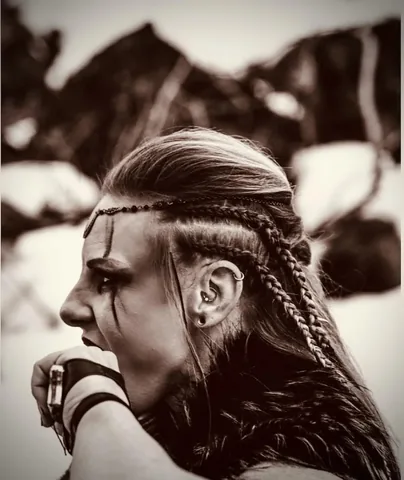 herecomesshehulk Instagram post about Resilience