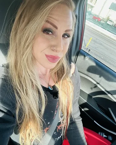 herecomesshehulk Instagram post about Birthday gratitude