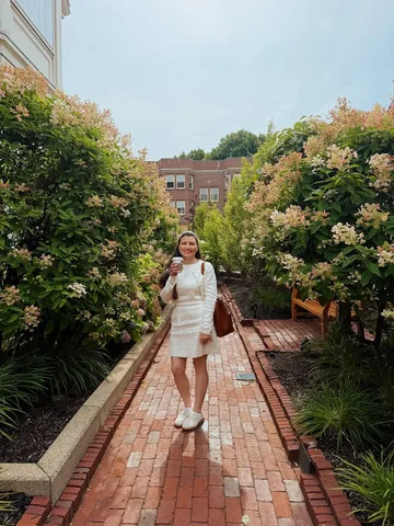 heyitscarlyrae Instagram post about Harvard summer experience