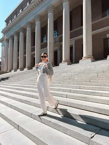 heyitscarlyrae Instagram post about Harvard campus