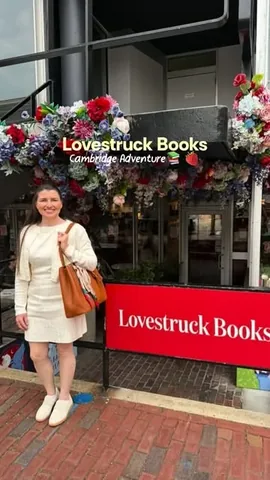 heyitscarlyrae Instagram post about Bookstore discovery