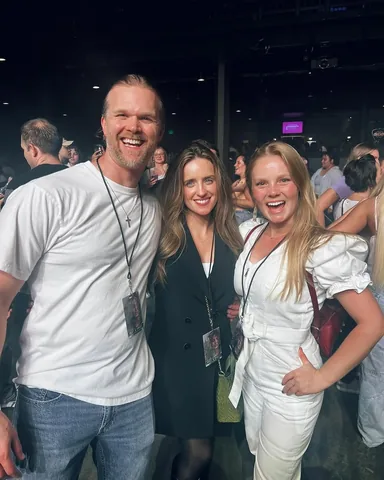 hopeambridgesings Instagram post about Tori Kelly concert