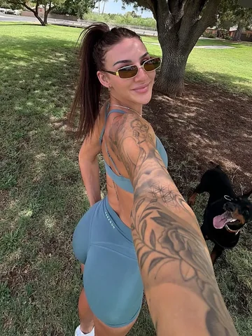 hope__juliet Instagram post about Workout outfits