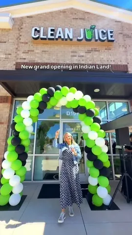 houseofhensen Instagram post about Clean Juice opening