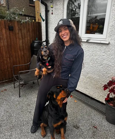 hudsonlerottie Instagram post about Rottweiler companionship