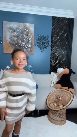 iambeautifulbeauty Instagram post about Children's fashion
