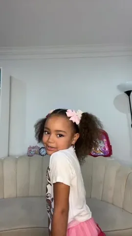 iambeautifulbeauty Instagram post about Pop culture styling