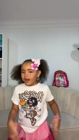 iambeautifulbeauty Instagram post about Children's styling