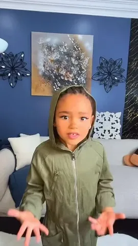 iambeautifulbeauty Instagram post about Children's fashion