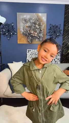 iambeautifulbeauty Instagram post about Children's fashion