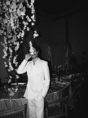 iamgalla Instagram post about Holiday fashion
