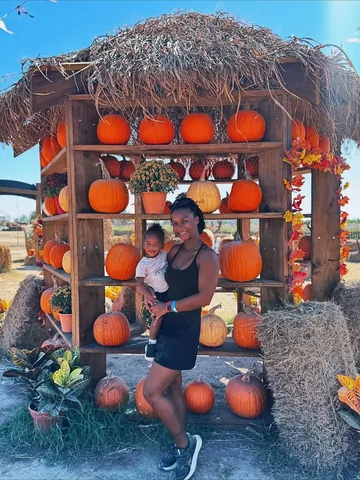 icandyfitbeauty Instagram post about Family autumn activities
