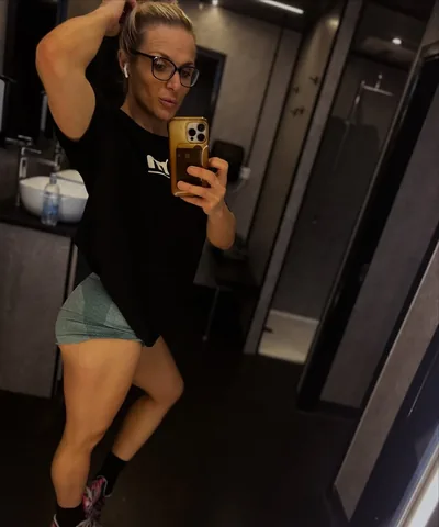 ifbbpro_gemmalancaster Instagram post about Glute workout