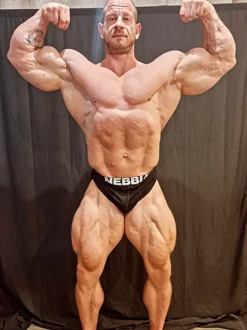 ifbb_pro_michalkrizokrizanek Instagram post about Physique progress