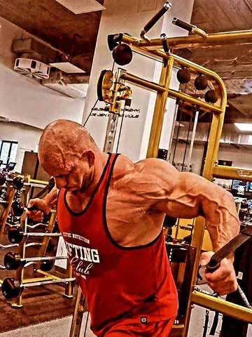 ifbb_pro_michalkrizokrizanek Instagram post about Bodybuilding training and posing