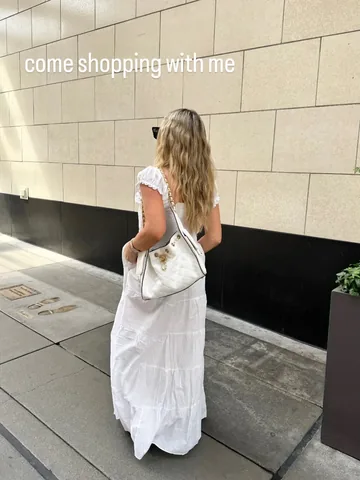 ifthechoofits Instagram post about Seattle shopping and outfit feature