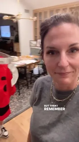 imomsohard Instagram post about Halloween costumes