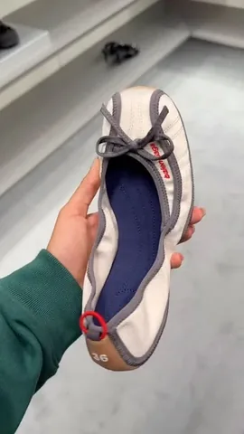 imsarafedz Instagram post about Footwear