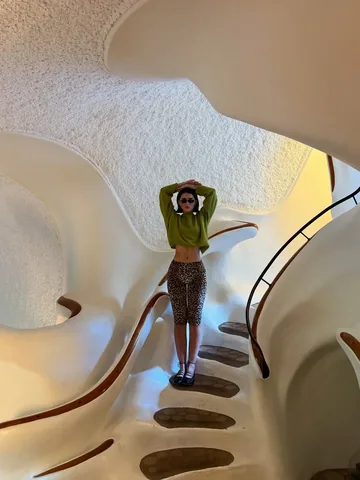 imsarafedz Instagram post about Fashion