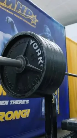 irregular_strength Instagram post about Pre workout supplement