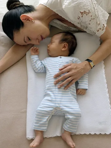 isabellaboylston Instagram post about Newborn clothing promotion