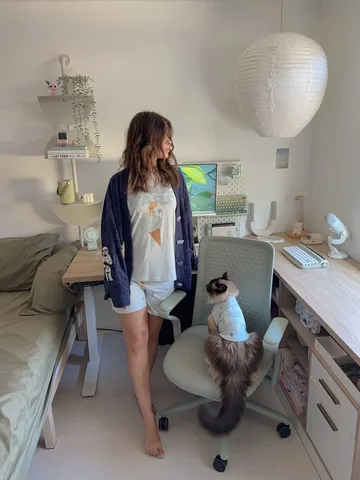 mia Instagram post thumbnail