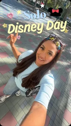 itscassieblanko Instagram post about Disneyland visit