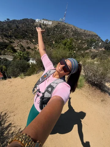 itscassieblanko Instagram post about Los Angeles travel