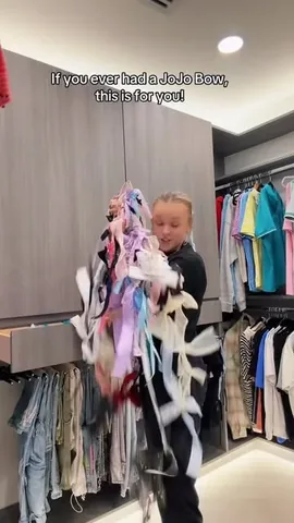itsjojosiwa Instagram post about Brand transition