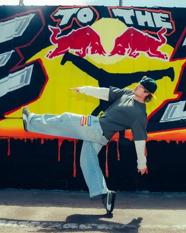 itsslavik Instagram post about Dance event travel