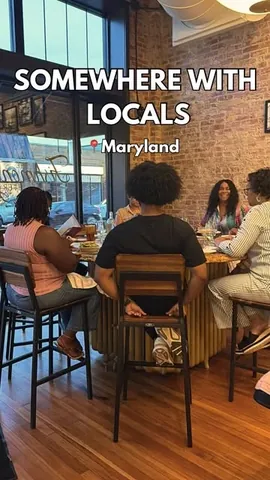 itssummerssomewhere Instagram post about Maryland dinner club experiences