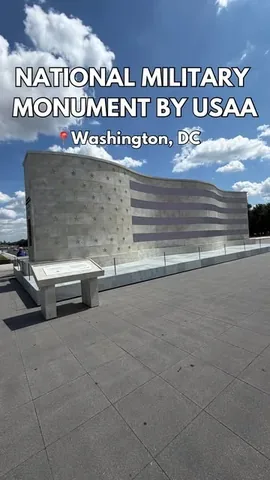 itssummerssomewhere Instagram post about National Military Monument