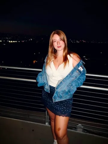 j9streams Instagram post about Los Angeles travel and lifestyle