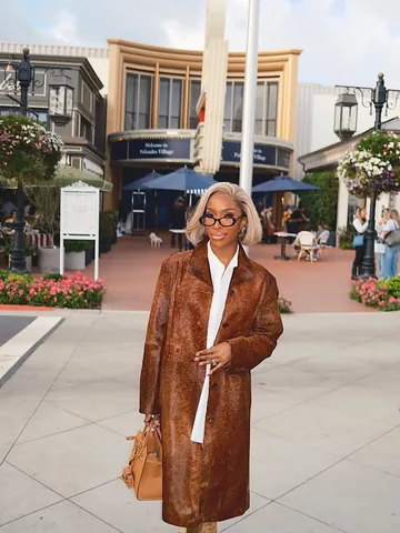 jackieaina Instagram post about Palisades Village reopening