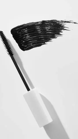 jamescharles Instagram post about Mascara launch promotion