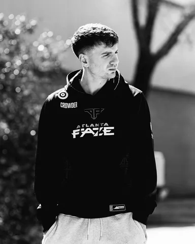 jamescrowder94 Instagram post about Esports photography
