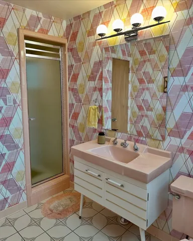 jamie_jetaime Instagram post about Bathroom restoration