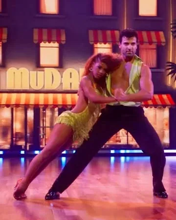 janravnik Instagram post about Salsa performance
