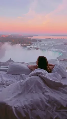 jaszzhang Instagram post about Marriott Fallsview hotel review