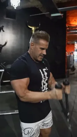 jaycutler Instagram post about Arm training